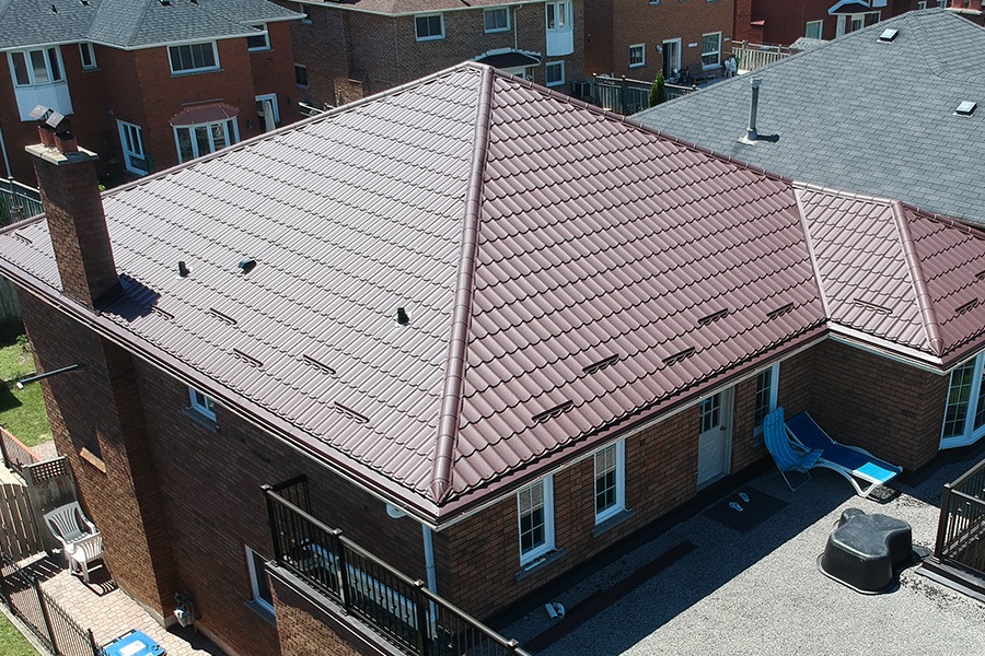 Metal roofing in Hamilton, On