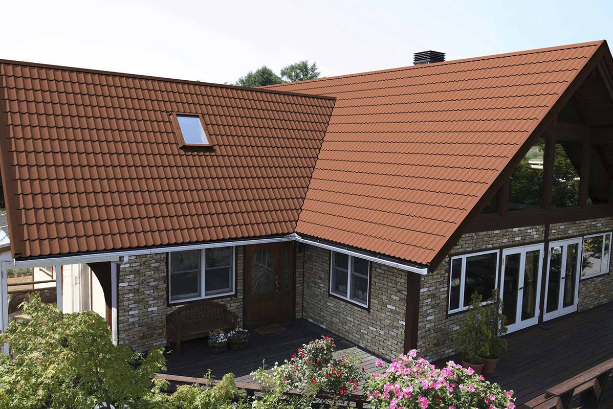 house with a red steel roof in North York, Ontario, canada